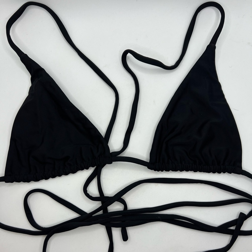 Skims. Small. Black.